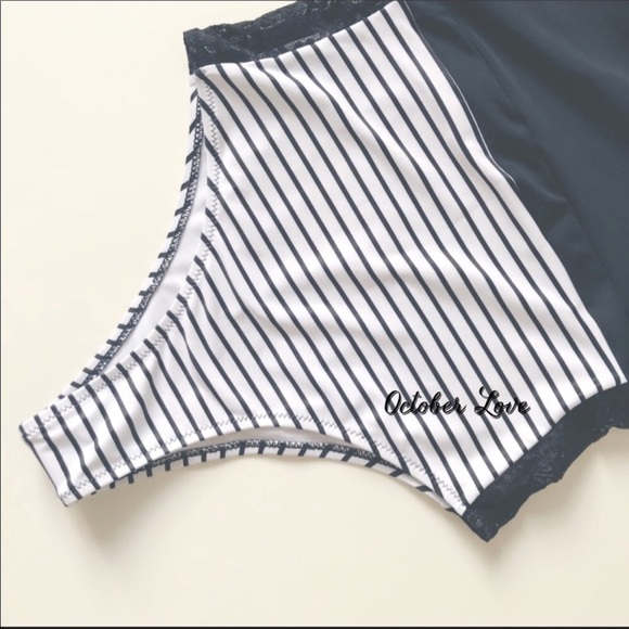 ❗️1 LEFT ❗️Black and White Striped One Piece - Picture 5 of 5